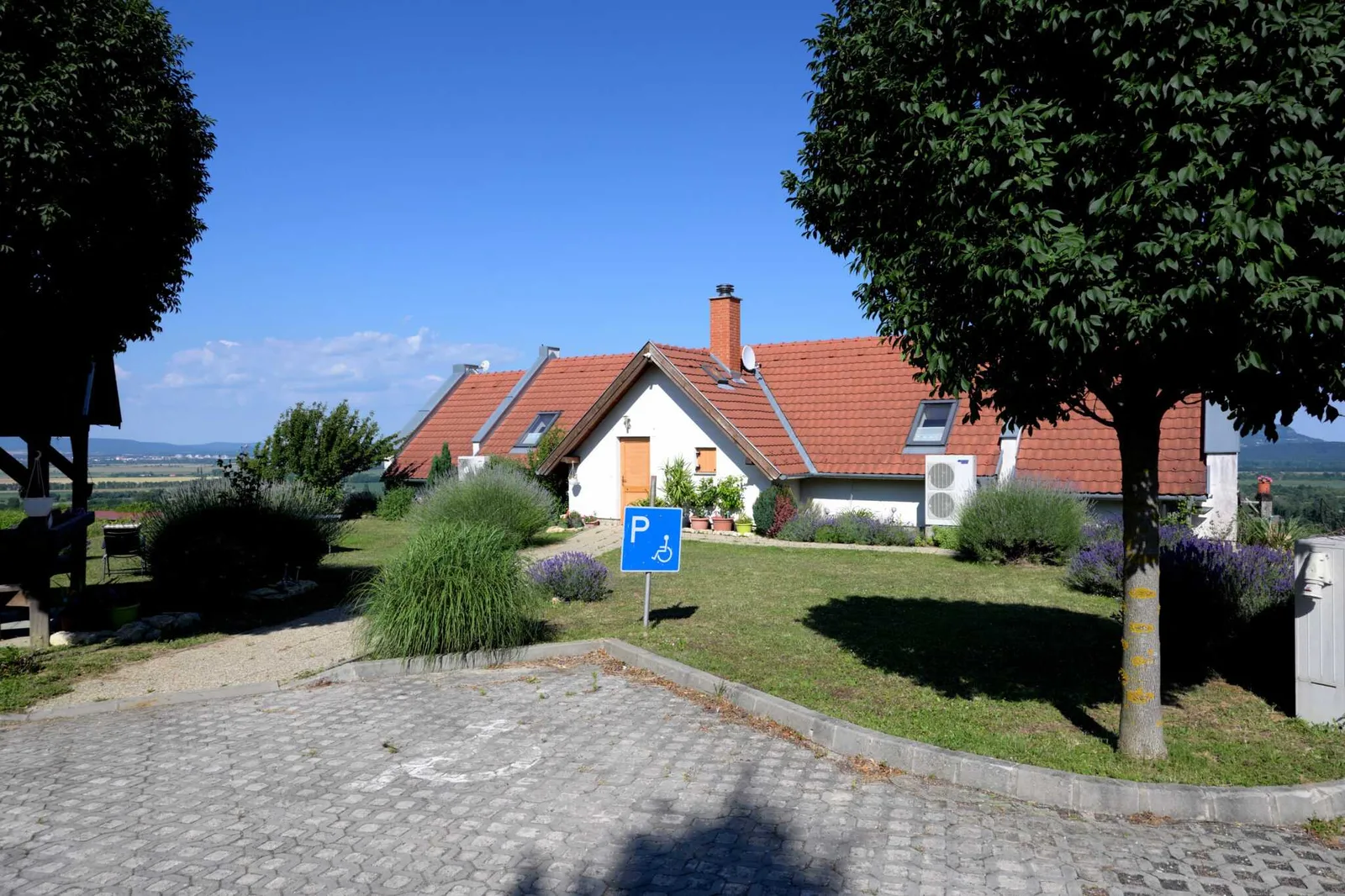 Balatoni Krokodil Vendégház – 125. kép – Csali Szőlőbirtok, Nemesvita